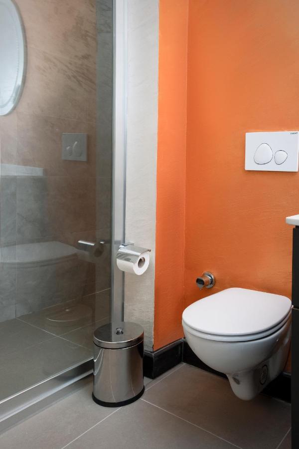 Acar Otel *